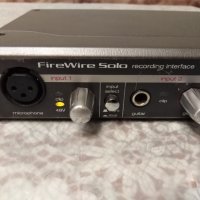 M-audio firewire solo-recording interfase, снимка 2 - Ресийвъри, усилватели, смесителни пултове - 31042822