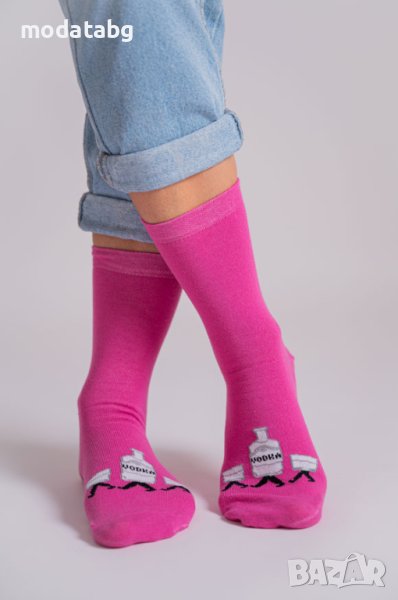 Чорапи с надпис "Време за парти донеси ми водка", снимка 1