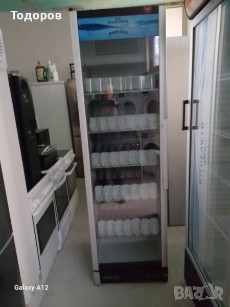 Професионална хладилна витрина за напитки Westfrost, снимка 1