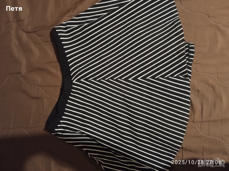 Подарявам дамски поли и рокли , снимка 1