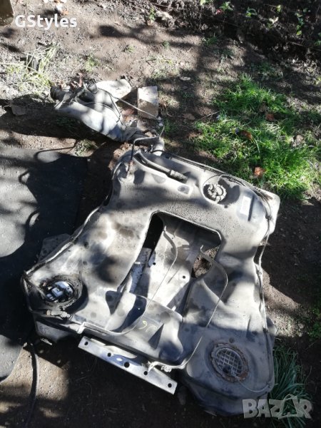 резервоар за пасат 5.5 4мотион , снимка 1