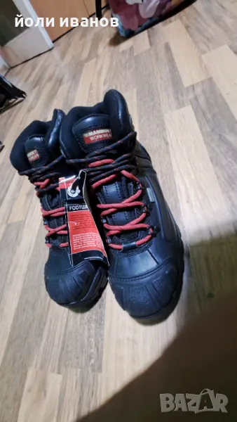 Работни обувки за много лоши климатични условия,нови 38 номер, снимка 1
