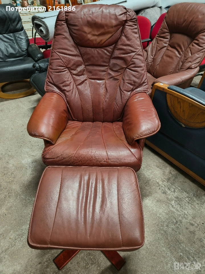 Relax кресло с отоманка от естествена кожа , снимка 1