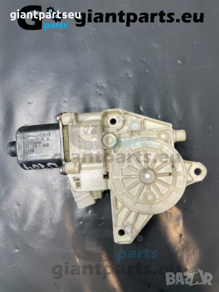 Мотор за стъклоповдигач Мерцедес Mercedes W204 , A2048200542, снимка 1