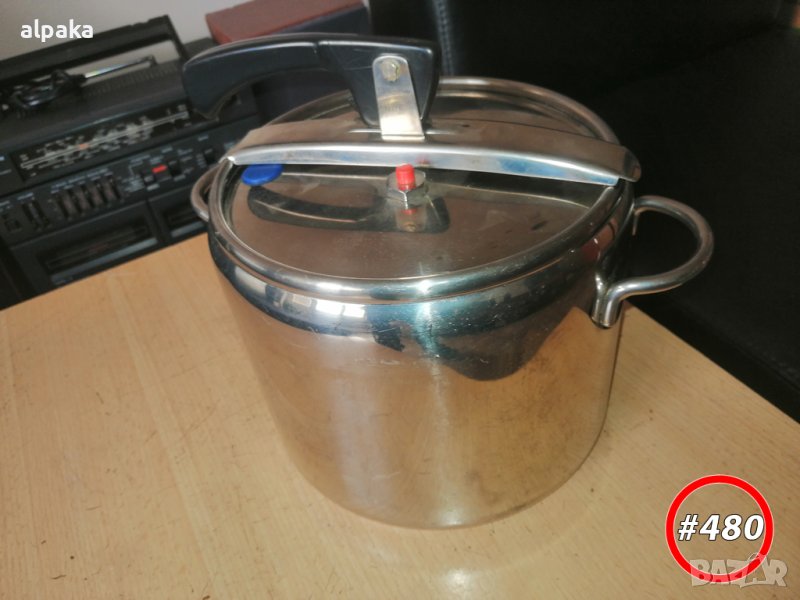 Продавам италианска тенджера под налягане -, алпака, двойно дъно, снимка 1