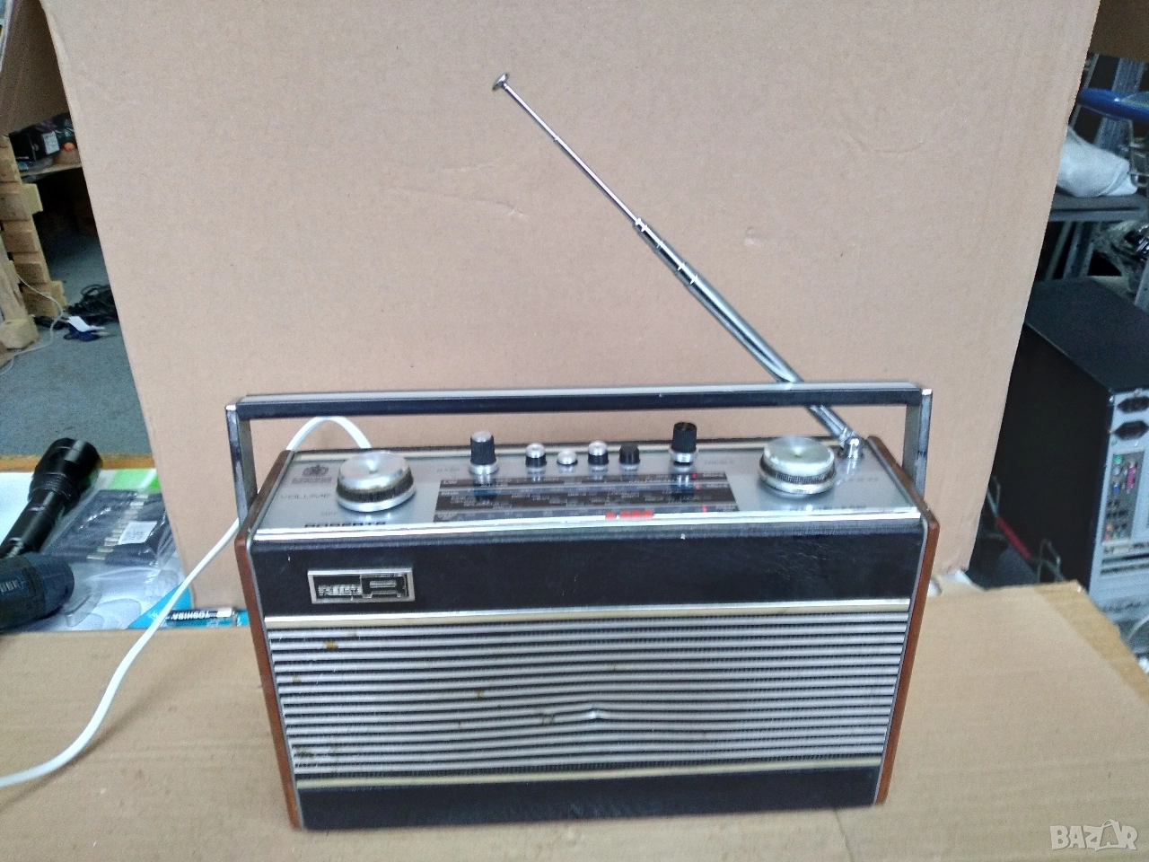 Радиоприемник ROBERTS R606 MB, снимка 1