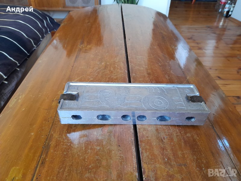 Стара форма за бонбони фигурки, снимка 1