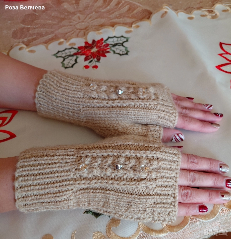 Ръчно плетени дамски ръкавички, снимка 1