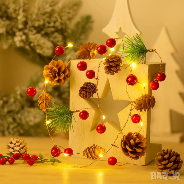 Светеща коледна украса с LED светлини, шишарки и борови клонки, снимка 1
