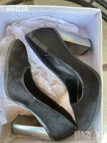 Обувки естествен косъм Calvin Klein , снимка 7 - Дамски обувки на ток - 51132855