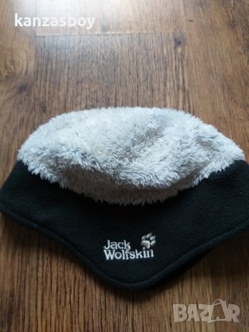 jack wolfskin - страхотна зимна шапка КАТО НОВА