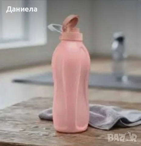 Бутилка 2 л. Tupperware , снимка 2 - Буркани, бутилки и капачки - 56495435