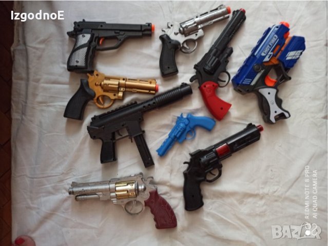 Лот пистолети, автомати 