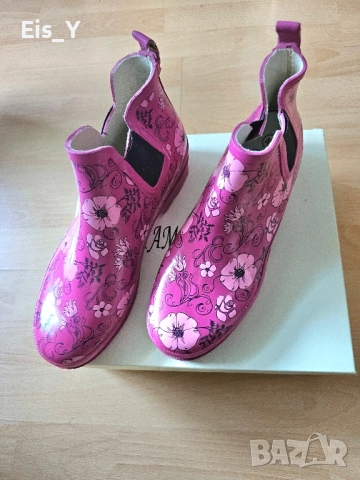 Красиви НОВИ гумени боти, номер 40, снимка 2 - Дамски боти - 51939663