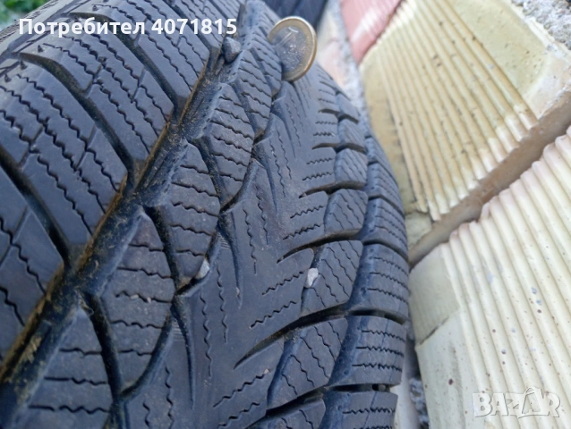 2 броя зимни гуми с джанти , снимка 2 - Гуми и джанти - 54343425