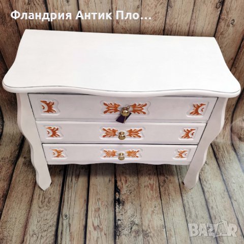 Скринче с три чекмеджета, бяло , снимка 3 - Скринове - 30907182