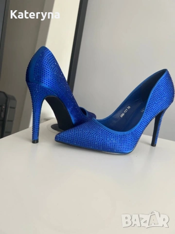 обувки, снимка 2 - Дамски обувки на ток - 54058697