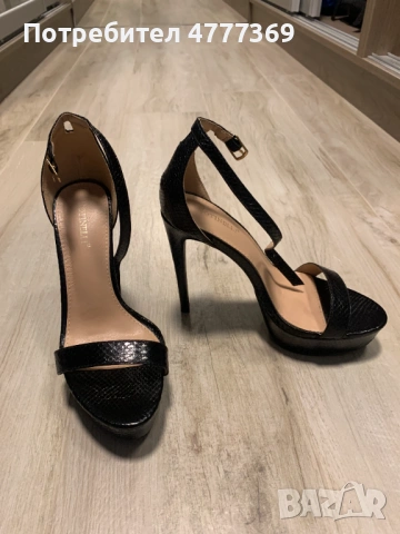 Черни дамски сандали на висок ток змийска кожа