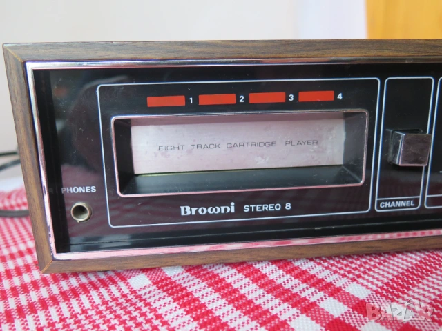 BROWNI 8 TRACK STEREO PLAYER ,japan, снимка 5 - Радиокасетофони, транзистори - 54064442