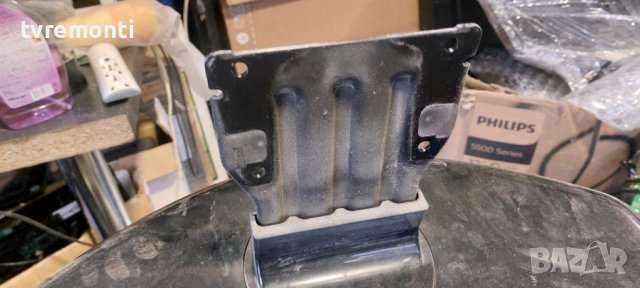 Оригинална стойка за, телевизор телевизор PHILIPS модел 37PFL5604, снимка 2 - Стойки, 3D очила, аксесоари - 42914854