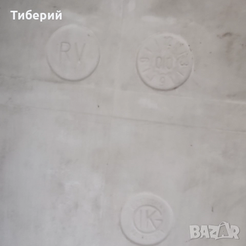 Пластмасови бидони, снимка 4 - Бидони, бурета и бъчви - 51950009