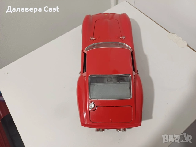 1/18 Ferrari GTO 1962 Bburago Italy , снимка 8 - Колекции - 54181525