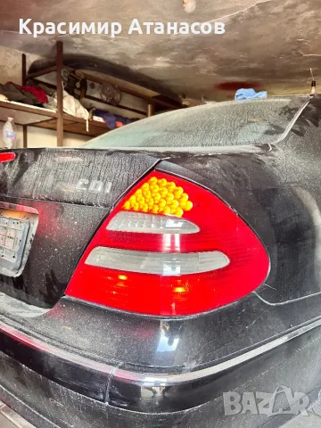 Плафон заден номер за Мерцедес Е-класа W211.A2038200256, снимка 11 - Части - 47636479