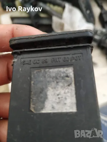 Ключ за аварийни светлини VW Passat B5, снимка 3 - Части - 47677247