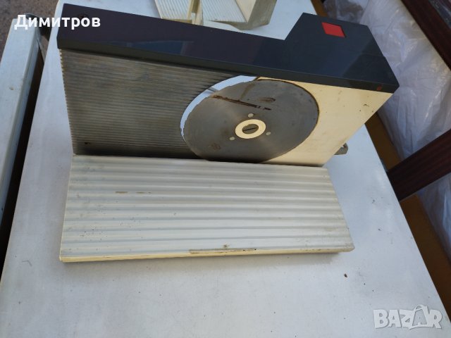 Електрически нож за колбаси