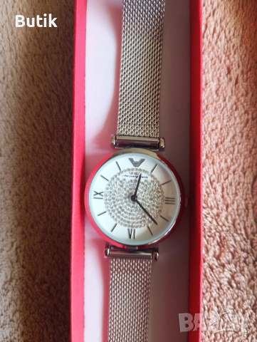 Дамски часовник 