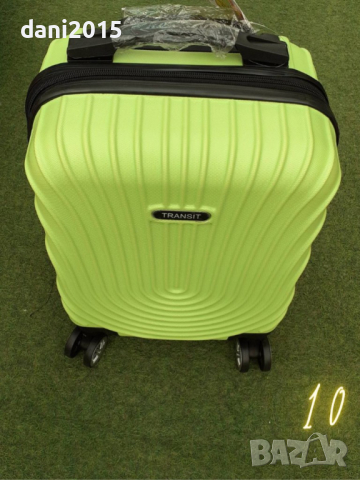 Стилен куфар с колелца за ръчен багаж с твърдо покритие, снимка 10 - Куфари - 44778789