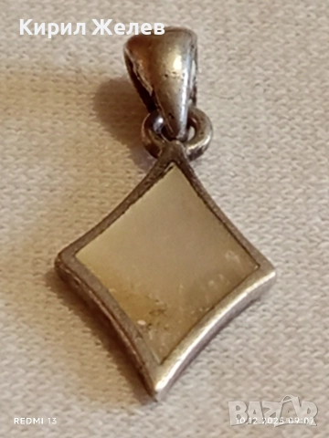 Сребърна ромбовидна висулка с инкростация седеф нежна елегантна 52393, снимка 6 - Колиета, медальони, синджири - 52717539