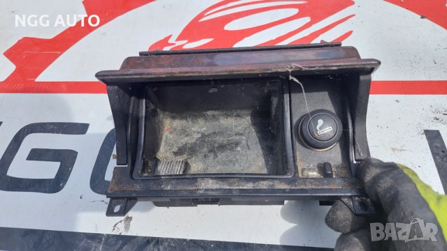 Пепелник за Mercedes Benz, E-Class, E class, E290, E 290, W210, Sedan, снимка 2 - Части - 40459371