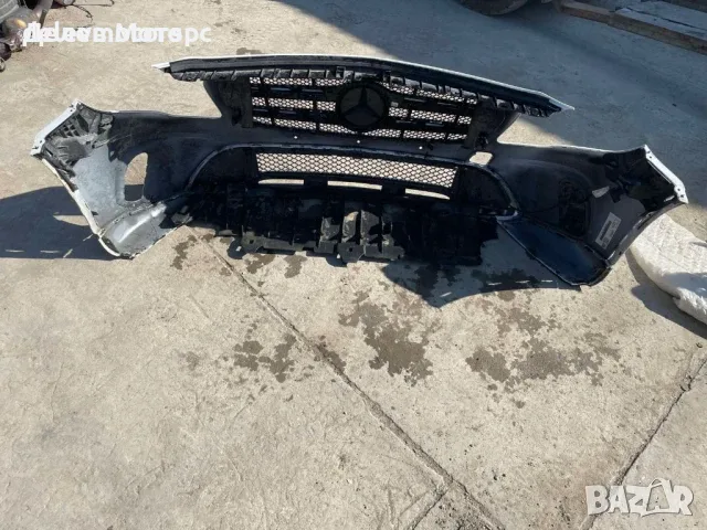 Предна броня за Mercedes GLA 180 X156, A1568803500, двигател 270910, автоматик, 122 кс.., 60 000 km, снимка 2 - Части - 56240333