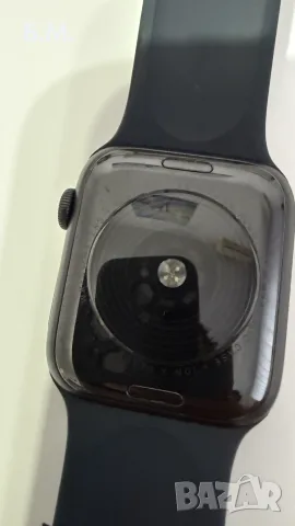 Apple watch SE 2020, снимка 5 - Смарт часовници - 56246523
