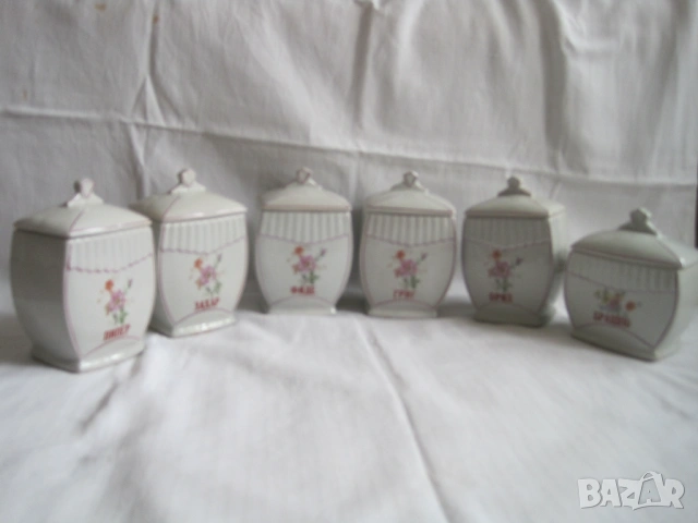 Продавам сервиз за подправки