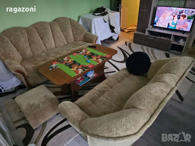 продавам холова гарнитура , снимка 7 - Дивани и мека мебел - 49868357