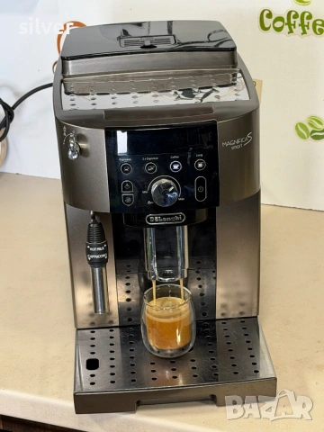 Кафемашина кафе автомат delonghi magnifica smart с гаранция, снимка 4 - Кафемашини - 54131595