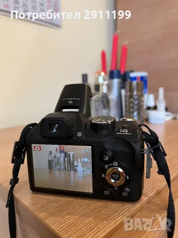 Фотоапарат Fujifilm 14Mp, снимка 3 - Фотоапарати - 49974988