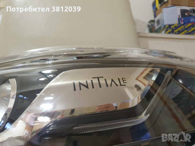 Ляв фар за Renault Clio IV INITIALE / Рено Клио 4 (2013-2016), снимка 2 - Части - 44715451