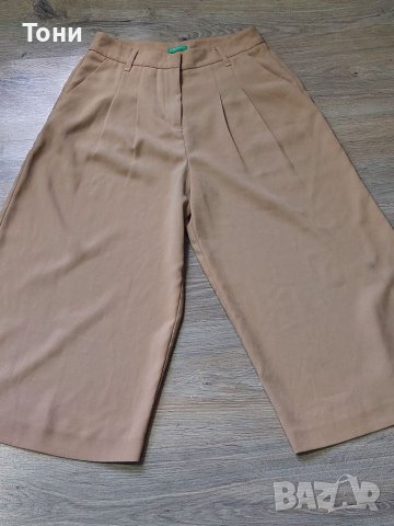 Дамска пола- панталон Benetton 