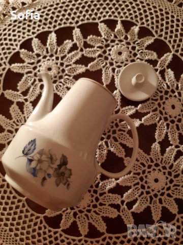 Кана Колекция Антикварен Български порцелан за чай,мляко + чинийка от 70те  Комплект, снимка 4 - Други - 32125407