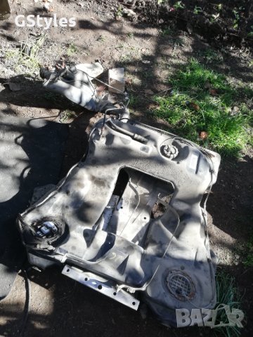 резервоар за пасат 5.5 4мотион 