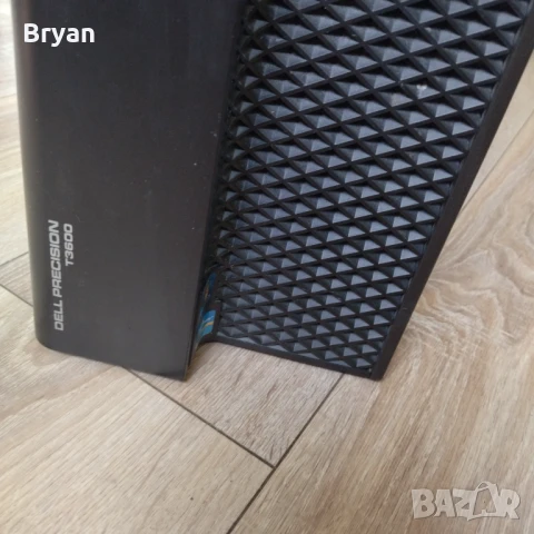 Dell Precision T3600 Xeon E5-2665 8/16 Quadro 2000, снимка 2 - Работни компютри - 50622368