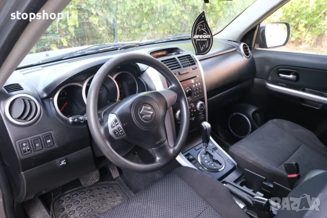Suzuki Grand Vitara ГАЗ  2.0 бензин • Автоматик • 2006 г., снимка 9 - Автомобили и джипове - 55953624