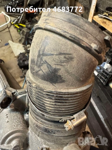 Ляв въздуховод дроселова клапа на Ауди Audi A8L 6.3L W12 500ps. само за 50лв. 4h0129615a, снимка 3 - Части - 52804054