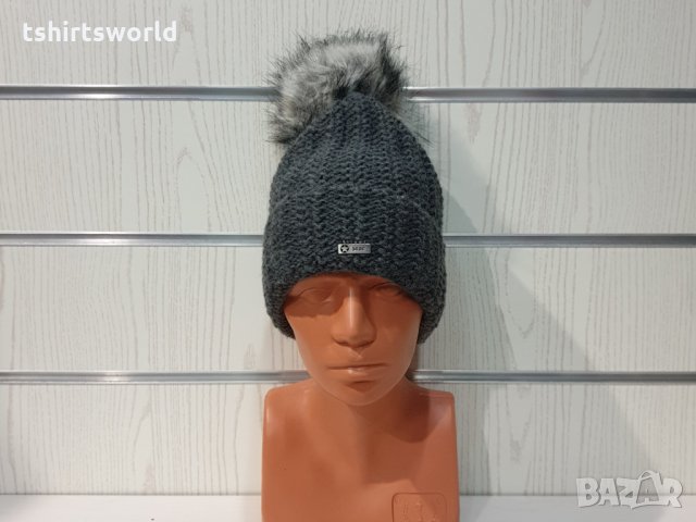 Нова дамска тъмносива шапка с подгъв Silver Star с пух/помпон, снимка 8 - Шапки - 35465023