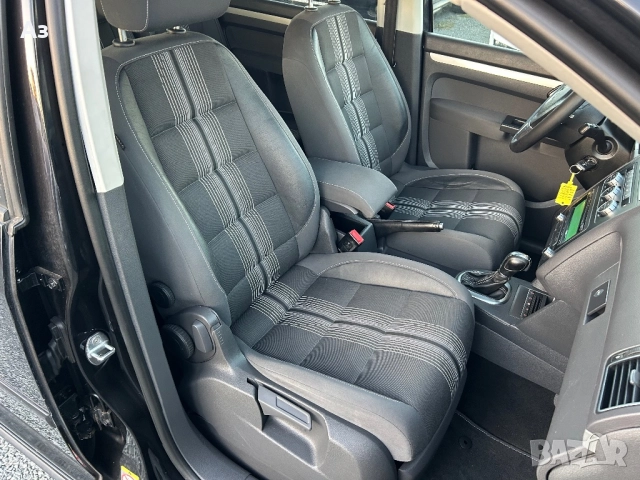 VW TOURAN 2.0TDI 7местен, снимка 14 - Автомобили и джипове - 51485861