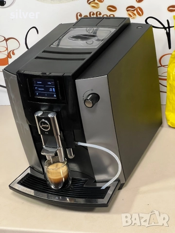 Кафемашина кафе автомат jura E6 с гаранция, снимка 4 - Кафемашини - 51638800