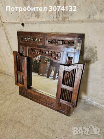 Прозорец/огледало с дърворезба